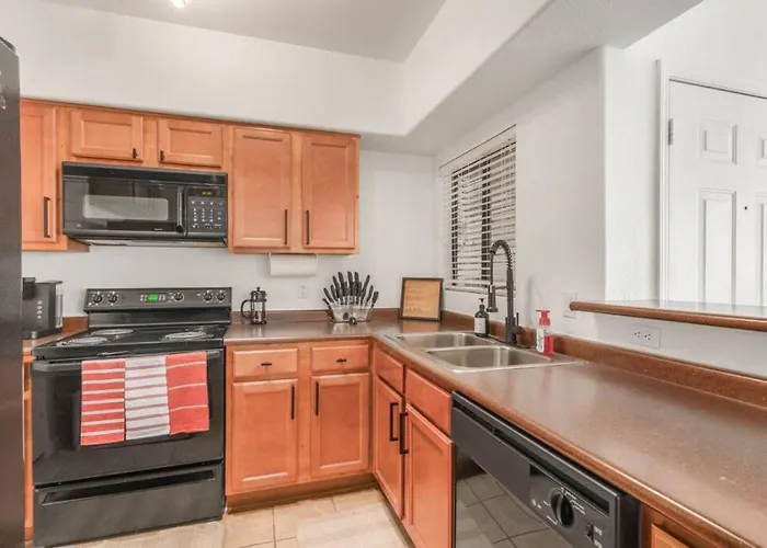 Apartment Resort-style 1br Walkable Putting Pool Scottsdale