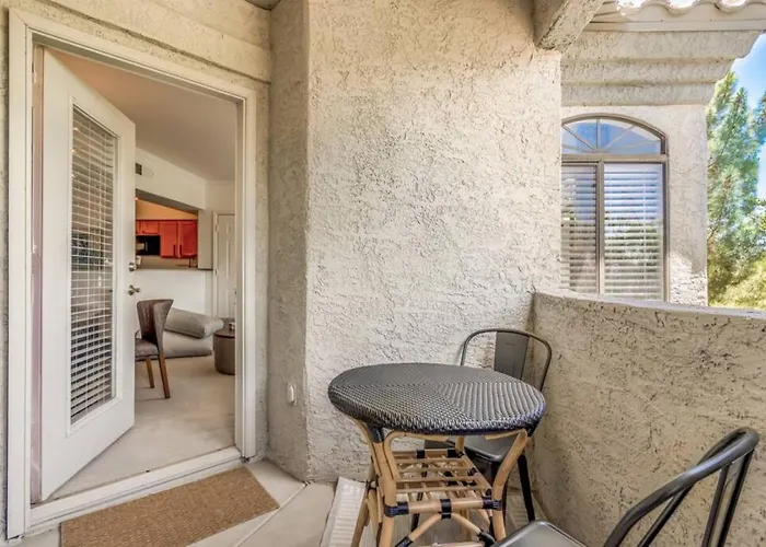 Apartment Resort-style 1br Walkable Putting Pool