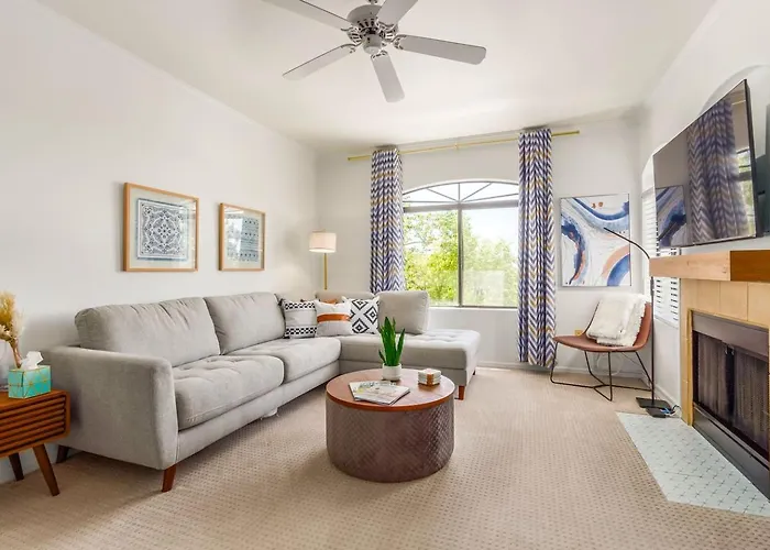 Apartment 1br Pools, Trails Mountain Views Scottsdale
